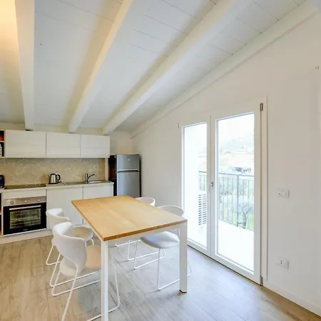 Maison Bellini Number 3 * Toscolano Maderno