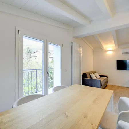 Apartment Maison Bellini Number 3 Toscolano Maderno