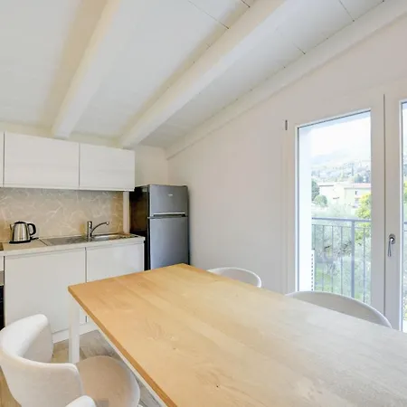 Maison Bellini Number 3 Apartment