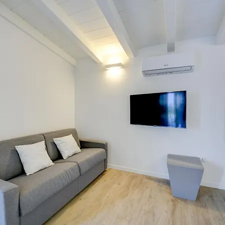 Apartment Maison Bellini Number 3 Toscolano Maderno